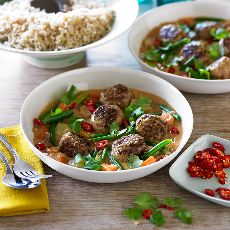 Red Thai beef meatball curry